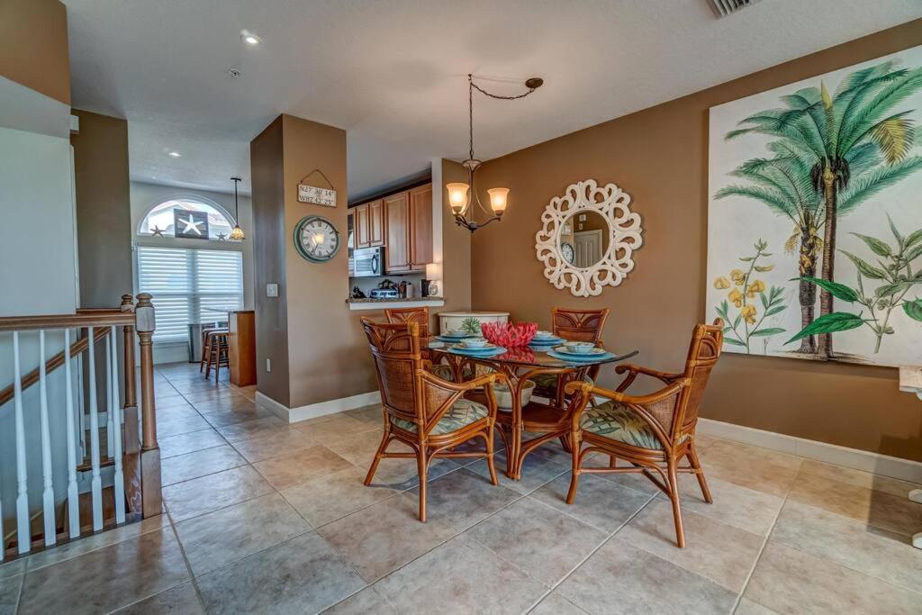 Bradenton Beach Resort Style Getaway-Walk To Beach Exterior foto